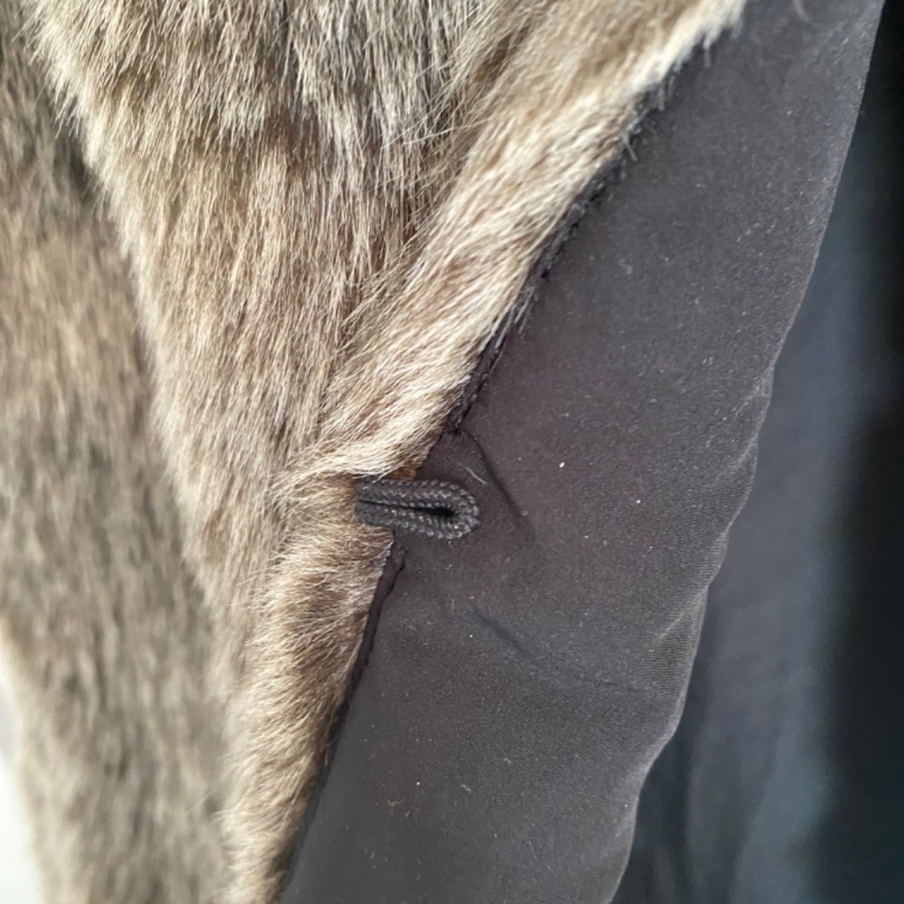 Aritzia Talula Park Slope Faux Fur Vest Size XS Brown - Picture 8 of 13